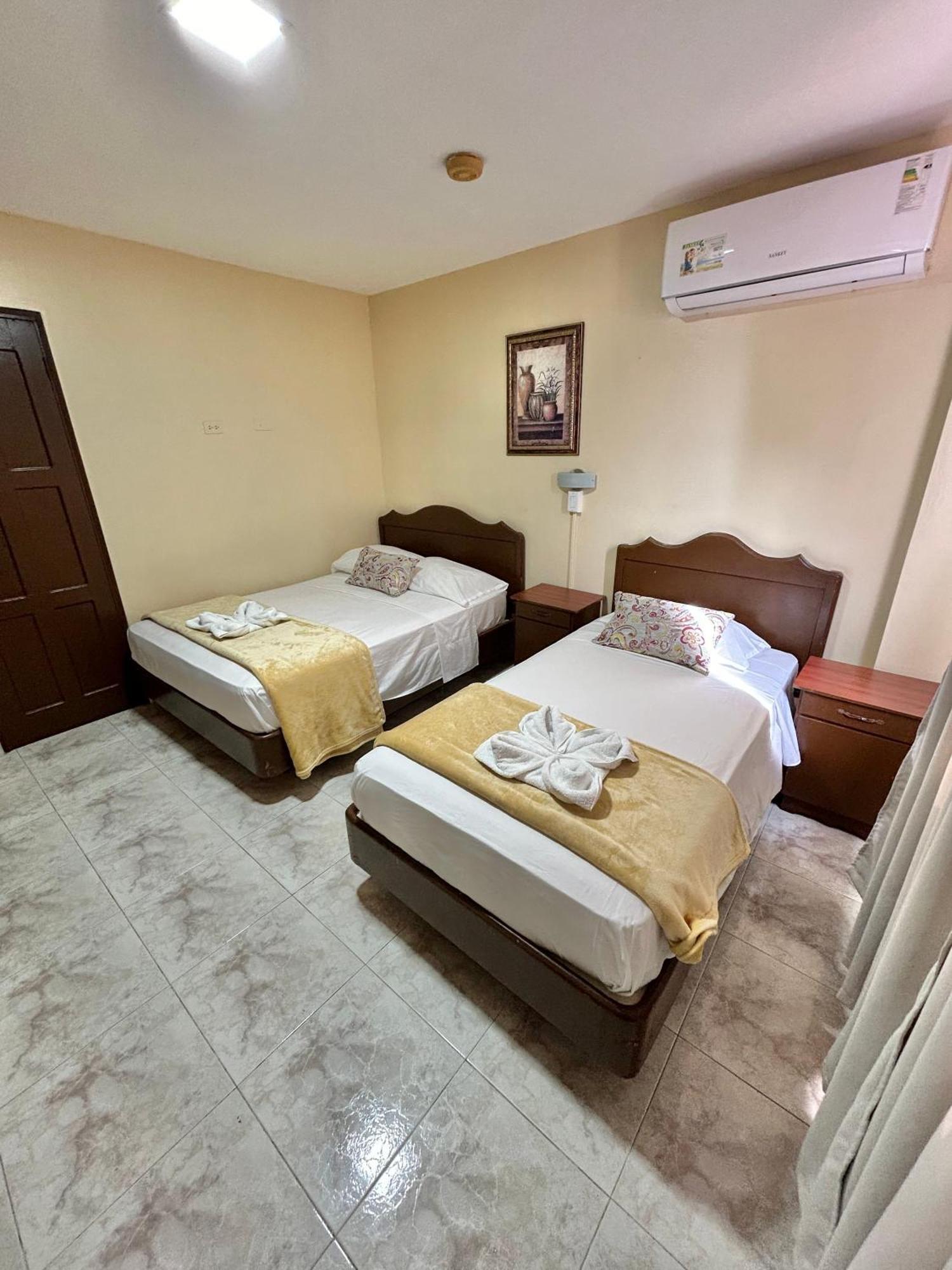 Hotel Madrid Chiriqui David Zewnętrze zdjęcie