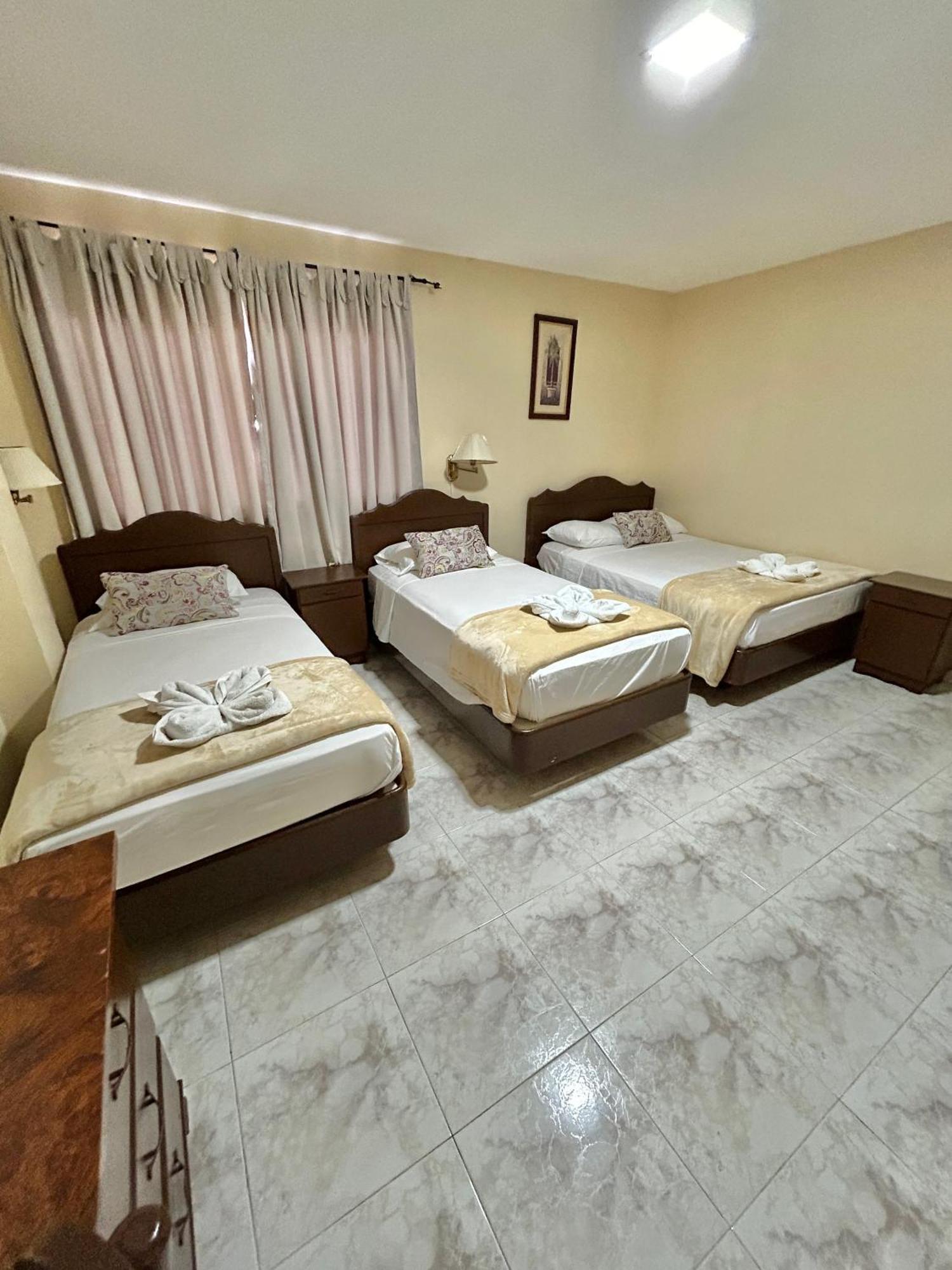 Hotel Madrid Chiriqui David Zewnętrze zdjęcie
